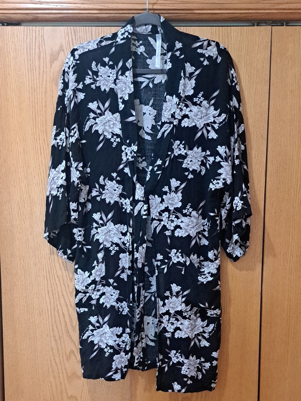 Spiritual Gangster Maya Black Floral Kimono